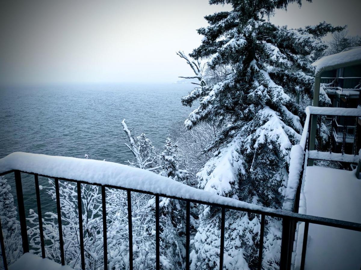 Cliff Dweller On Lake Superior Tofte Eksteriør billede