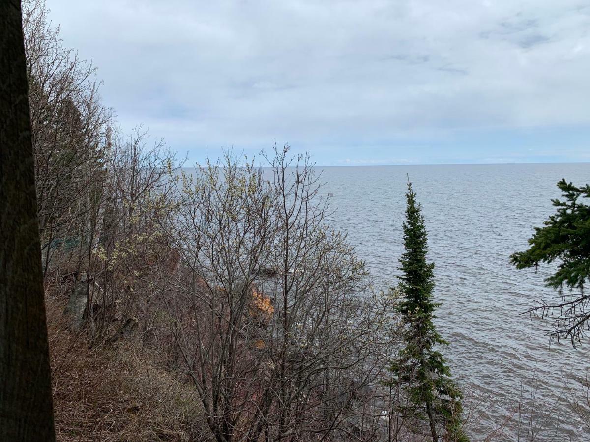 Cliff Dweller On Lake Superior Tofte Eksteriør billede